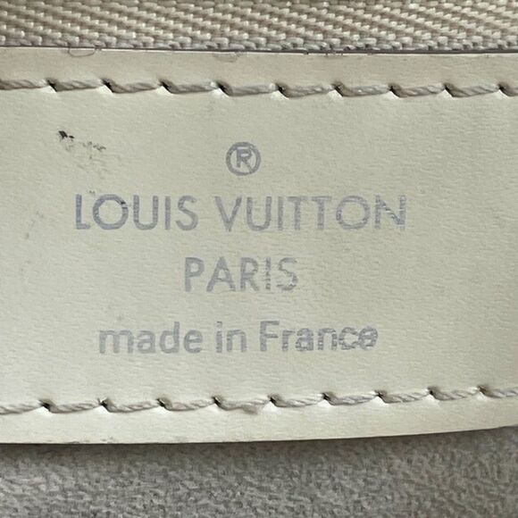 Louis Vuitton Mirabeau White Leather Handbag (Pre-Owned) - Picture 9 of 9